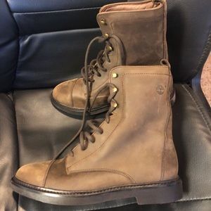 Women’s timberland combat boot
